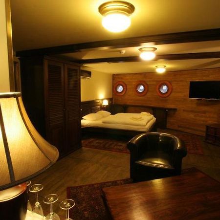 Botel Ristorante Matylda براغ المظهر الخارجي الصورة
